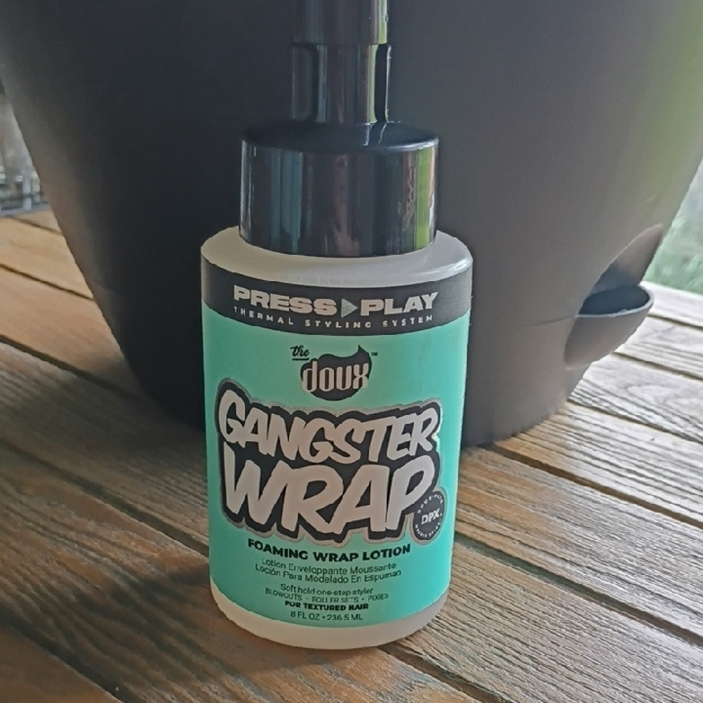 The Doux Gangster Wrap Foaming Wrap Lotion